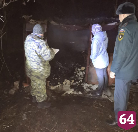 Хозяин дома сгорел вместе с сараем 