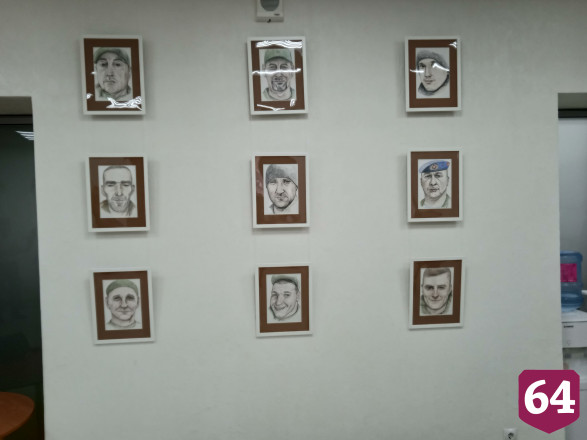 В Саратове открылась выставка живописных портретов участников СВО