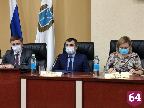 Саратовский губернатор призвал дольщиков и коммунальщиков исполнять соглашения