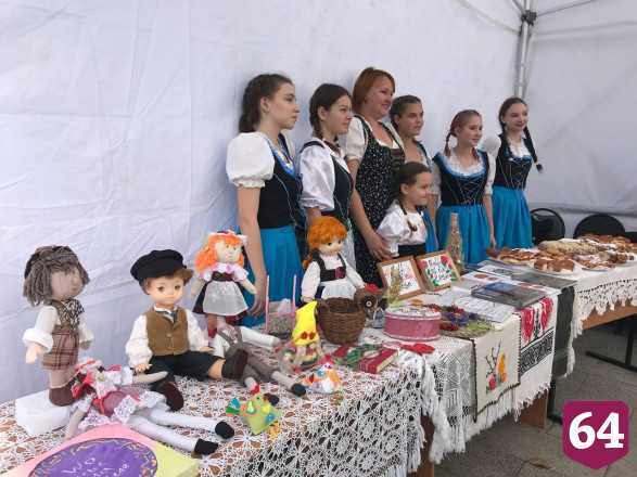 В Саратове День народного единства отметили фестивалем национальных культур