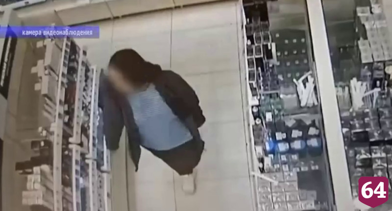 В Саратове женщина пыталась заработать на украденных вещах и попала под статью