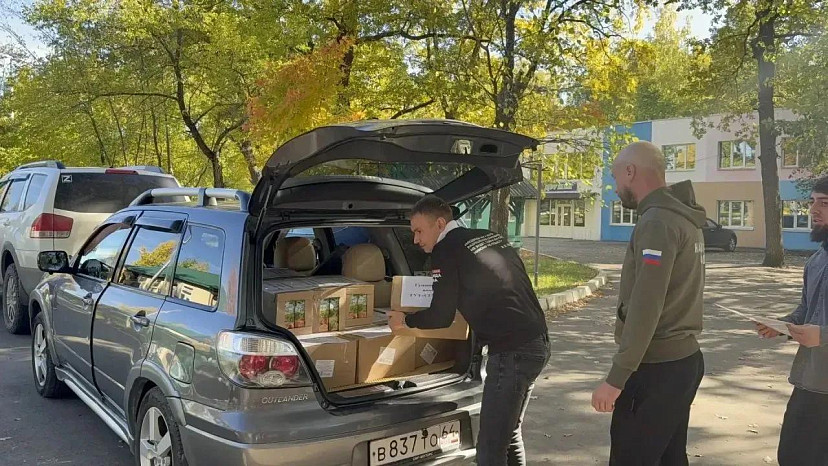 Саратовские активисты передали гуманитарную помощь бойцам отряда «БАРС‑Саратов»