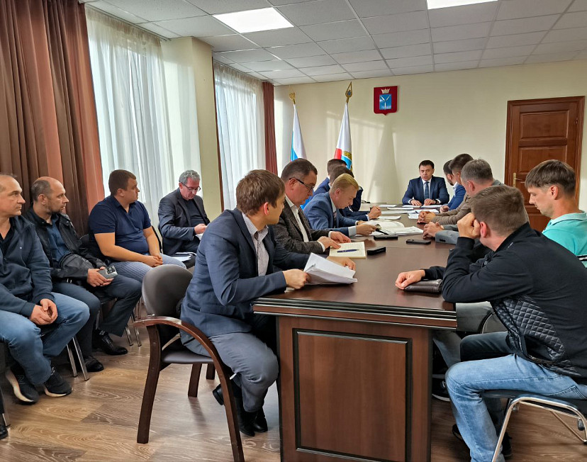 В Саратове увеличат количество автобусов на дублирующих маршрутах