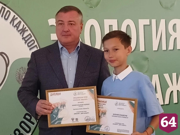 Саратовский Valera из пластиковых бутылок производит нити для принтера 