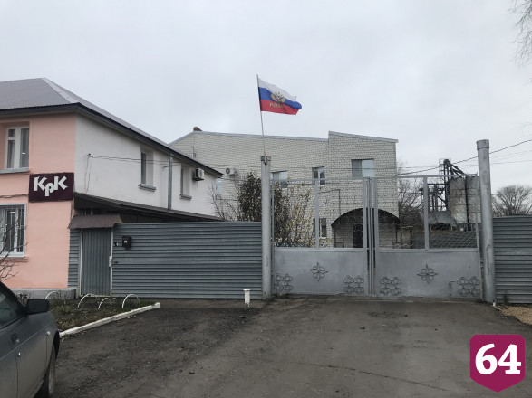 На заводе акриловых зубов саратовцы зарабатывают до 60 тысяч рублей 