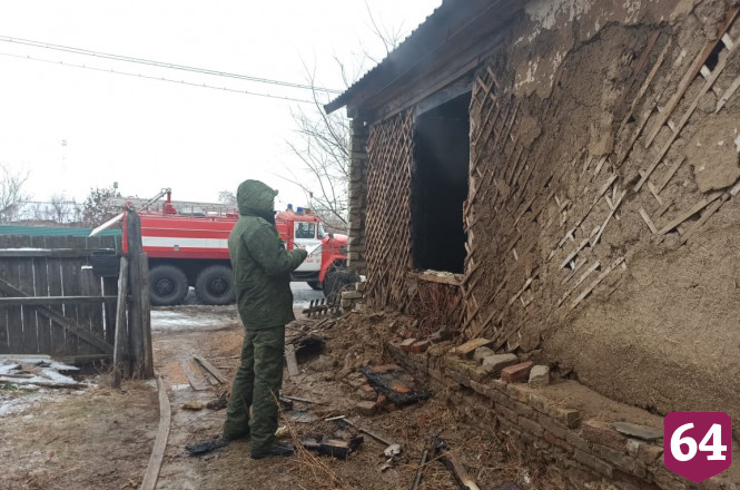 На пожаре в 2-квартирном доме сгорел мужчина 