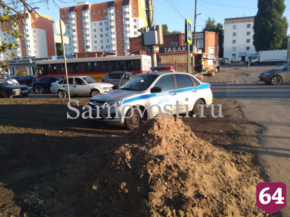 Пьяный пешеход попал под колеса водовоза в Саратове