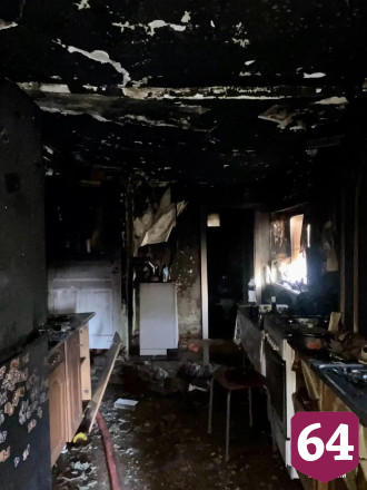 Женщина с ребенком спаслись из горящего дома в Саратовской области