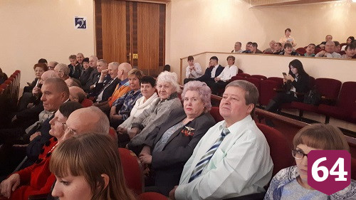 В Энгельсском доме-интернате прошел концерт к Международному дню инвалидов