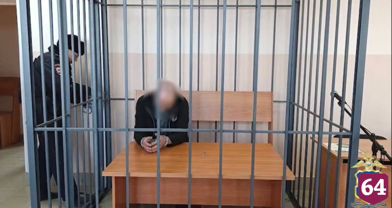 В Саратовской области курьеру мошенников вместо 2,6 млн рублей вручили муляж