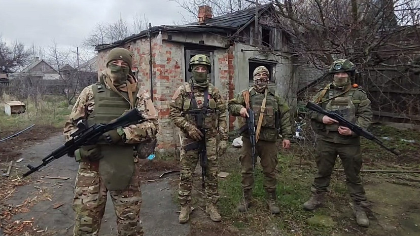 Саратовцы купили медикам СВО автомобиль и камеры для бойцов