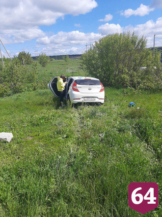 На саратовской трассе иномарка с автоледи протаранила фуру