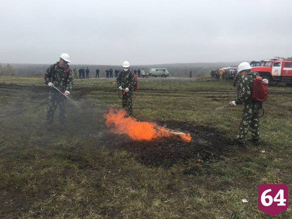 В тушении огня около лесного массива задействовали беспилотник 