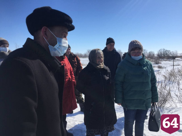 Радаев поручил наладить водоснабжение в саратовском селе