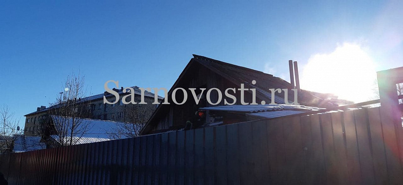 Под Саратовом в сгоревшем доме нашли тело пенсионерки