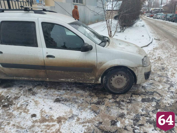 В Саратове приставы арестовали «Ларгус» из-за долга в 750 тысяч рублей