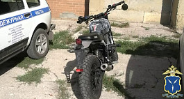 В Саратове бывший преподаватель колледжа с подельниками задержан за кражи питбайков