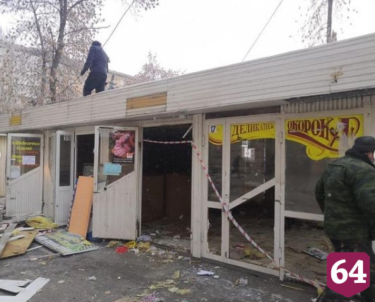 В Мирном переулке сносят торговые ларьки