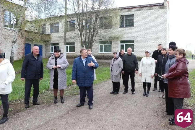 Под Саратовом отремонтировали территории школ и детских садов