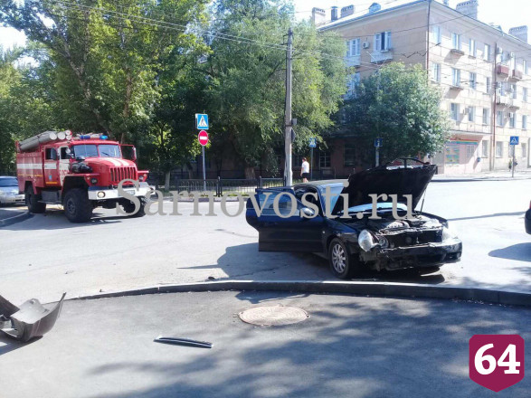 В Саратове бабушка с внуком разбились в ДТП 