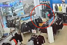 В Энгельсе женщина под камерами вынесла из магазина куртку и попалась