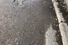 Ямы на дорогах Саратова заложили кирпичами