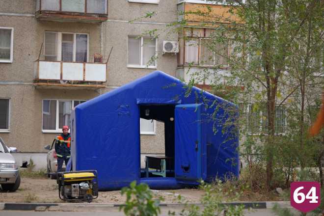В Саратове у поврежденных БПЛА домов развернули оперативный штаб