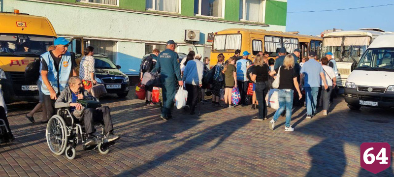В Саратов прибыли 95 жителей Курской области 