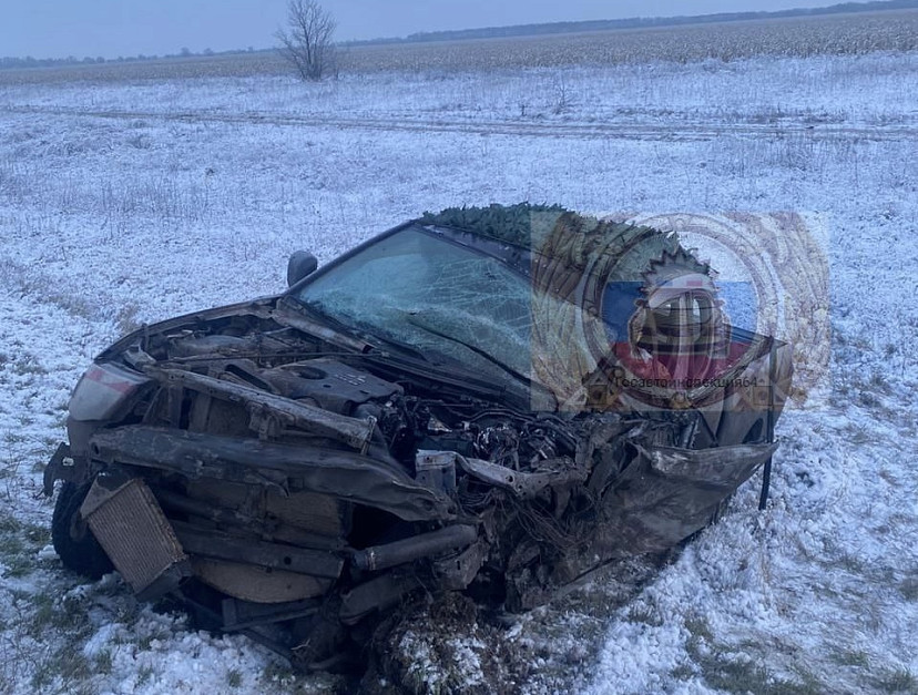Водитель внедорожника погиб в ДТП с фурой под Саратовом 