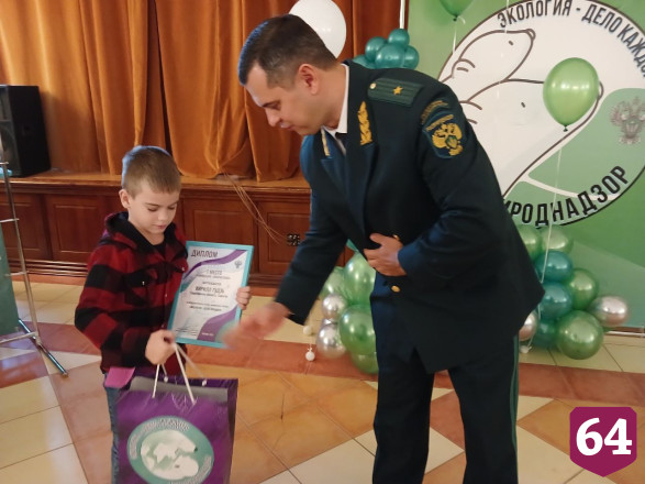 Саратовская победительница экопремии любит пчел и верит в правило трех «Н»
