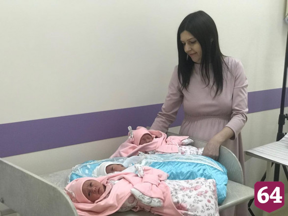 В Саратовской области родилась вторая за год тройня