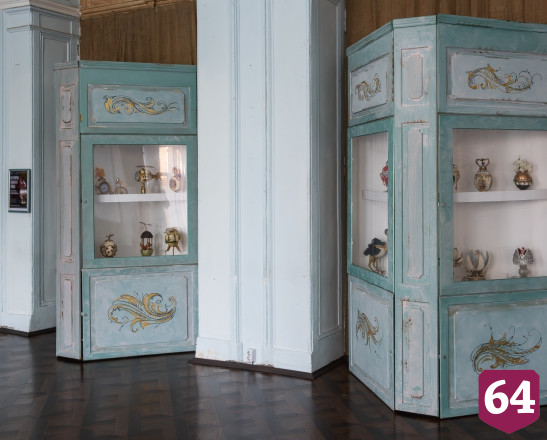 Саратовцам показывают уникальные изделия из страусиных яиц