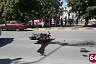Водитель внедорожника вылетел на перекресток и погубил байкера в ДТП