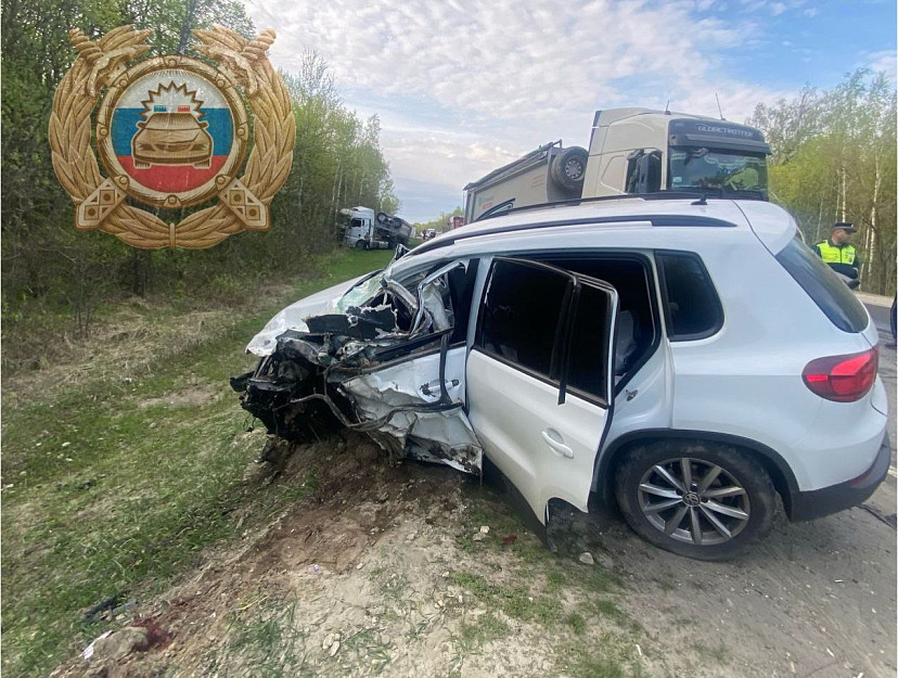 В массовом ДТП с грузовиками на саратовской трассе погибла женщина