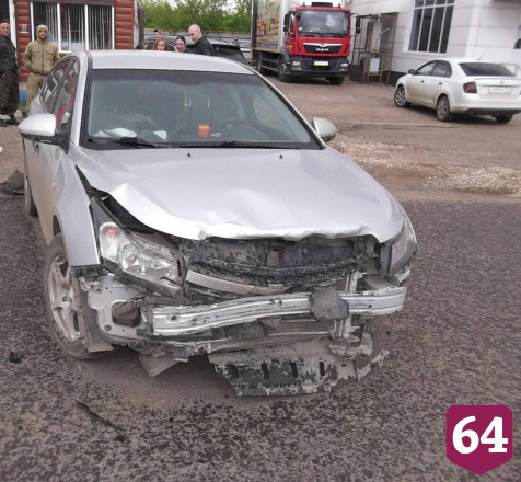 Автоледи устроили дорожную аварию на Студенческой