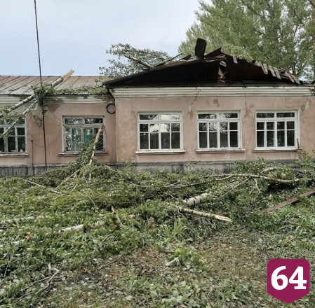 Из-за урагана без электричества остались 23 саратовских села 