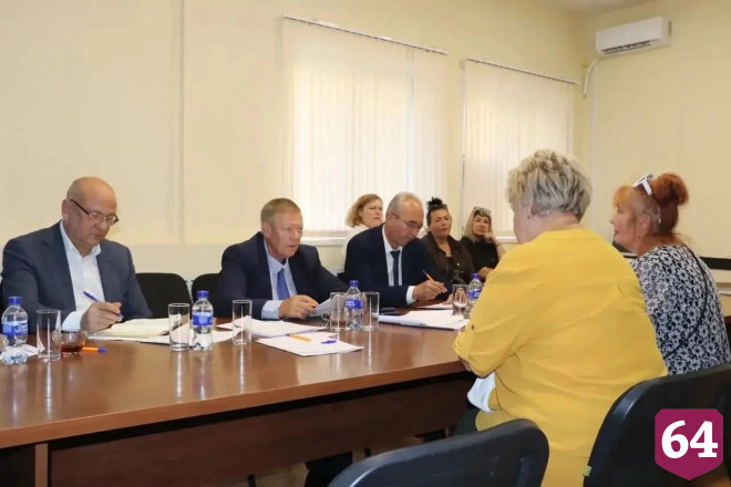 Николай Панков 6 часов проводил прием жителей Заводского района