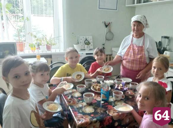КЦСОН Саратовской области активно внедряют модуль «Учебная кухня» 