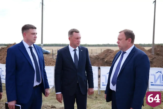В городе завершают ремонт аварийного участка коллектора