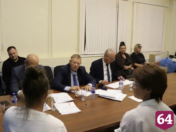 Николай Панков 6 часов проводил прием жителей Заводского района