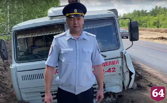 В Саратовской области руководителя отдела ГАИ поймали на взятке 