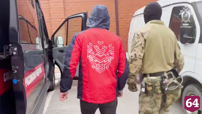 Гражданина Молдавии обвинили в теракте и покушении на убийство офицера в Саратовской области