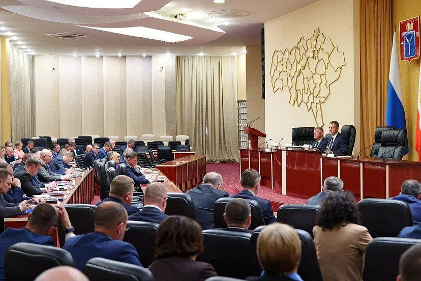В саратовских школах и детсадах могут дать отопление до начала сезона