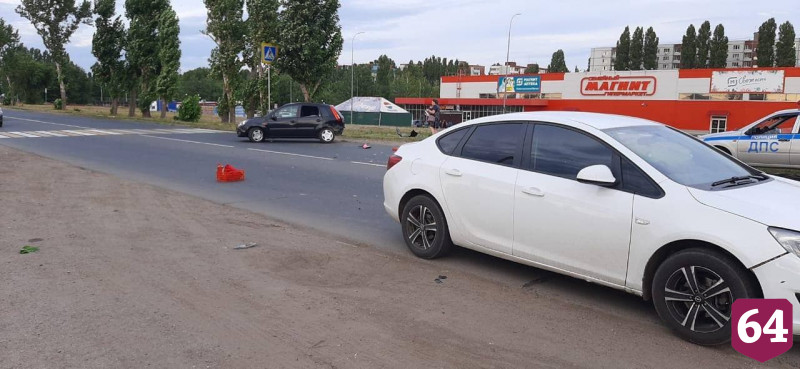 В столкновении иномарок под Саратовом покалечились две девочки