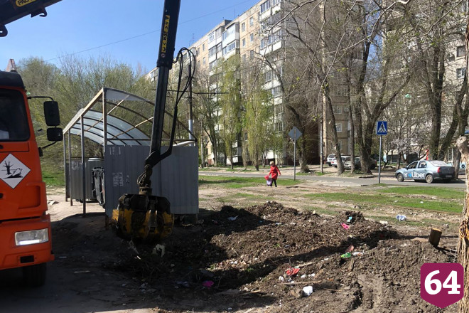 Регоператор за неделю вывез 3500 кубометров опилов деревьев