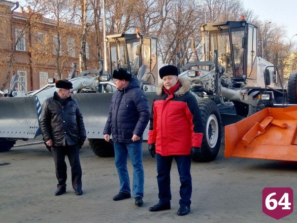 Саратову переданы для благоустройства пенькорез и гидропосев газонов 