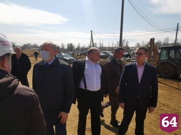 Министр отметил помощь губернатора саратовской медицине
