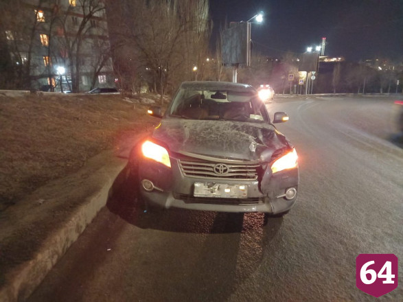 В Саратове 74-летняя автоледи на «Тойоте» покалечила пешехода