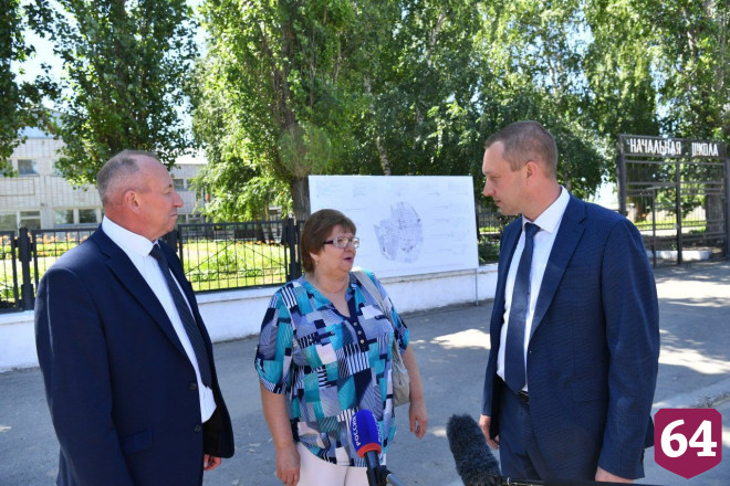 Бусаргин поручил завершить ремонт школы к 1 сентября 