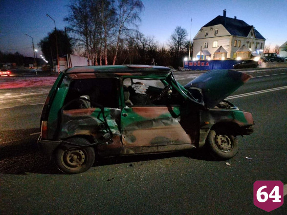 Водитель «Оки» погиб в аварии с фурой